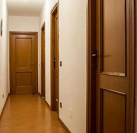 Kamchu Apartments: Tor Vergata *