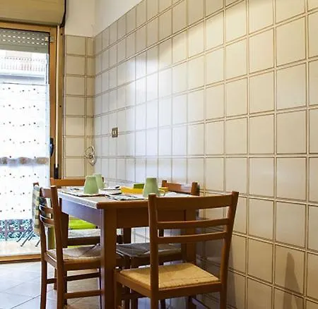 Гостевой дом Kamchu Apartments: Tor Vergata