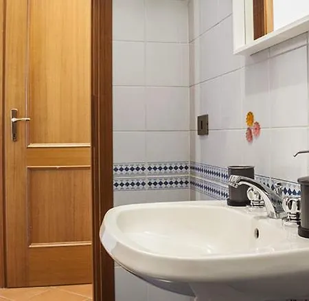 Kamchu Apartments: Tor Vergata Гостевой дом